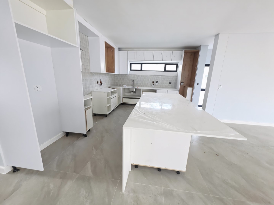 4 Bedroom Property for Sale in Sandown Western Cape